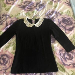 3/4 sleeve top with lace collar